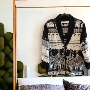 Anu by natural African Safari Giraffe Black and‎ White Tapestry Jacket Womens S
